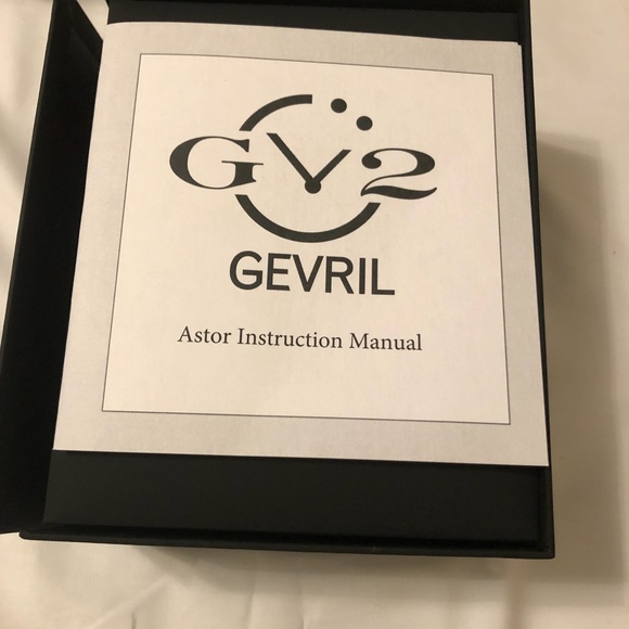 GV2 Astor Diamond Quartz Subdial- Diameter 40mm - Picture 14 of 15